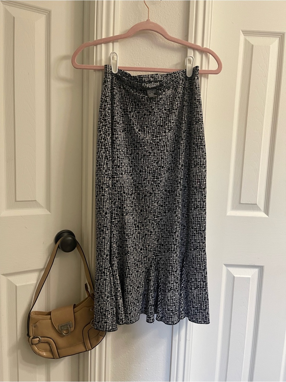 Vintage tag midi skirt✨